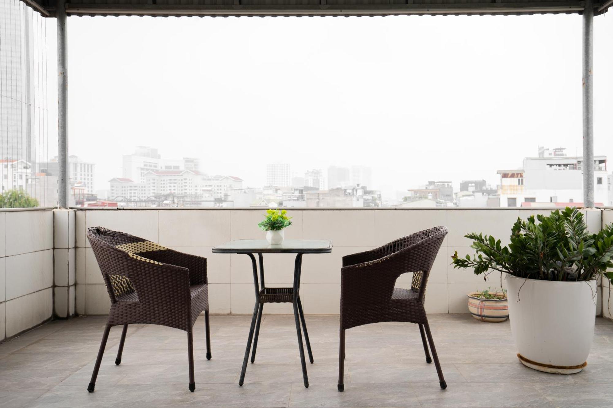 22Housing Hotel & Residence 60 Linh Lang Hanoi Dış mekan fotoğraf