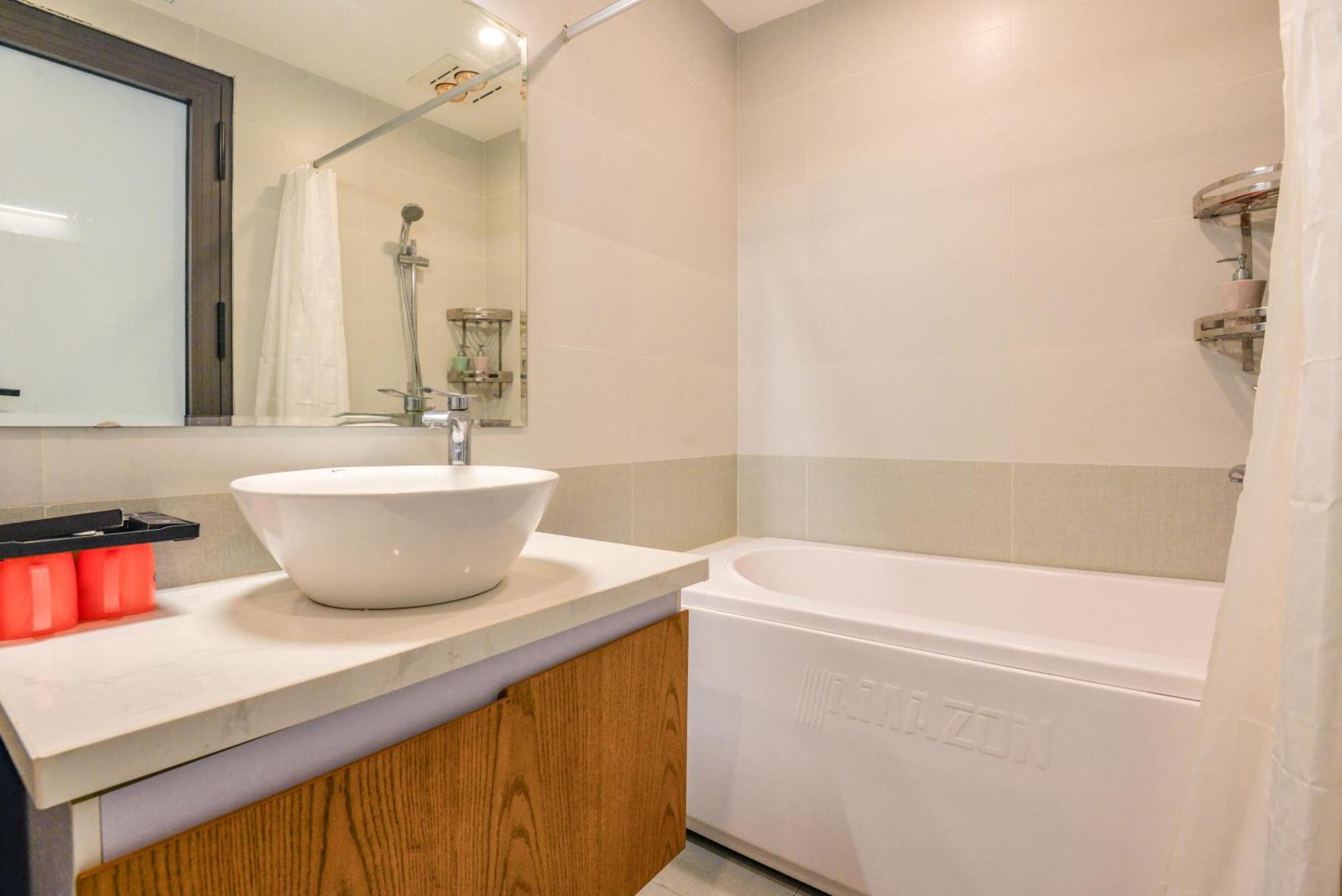 22Housing Hotel & Residence 60 Linh Lang Hanoi Dış mekan fotoğraf